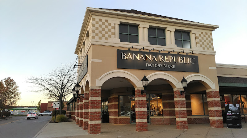 ![Image 25: Banana Republic Factory Store
