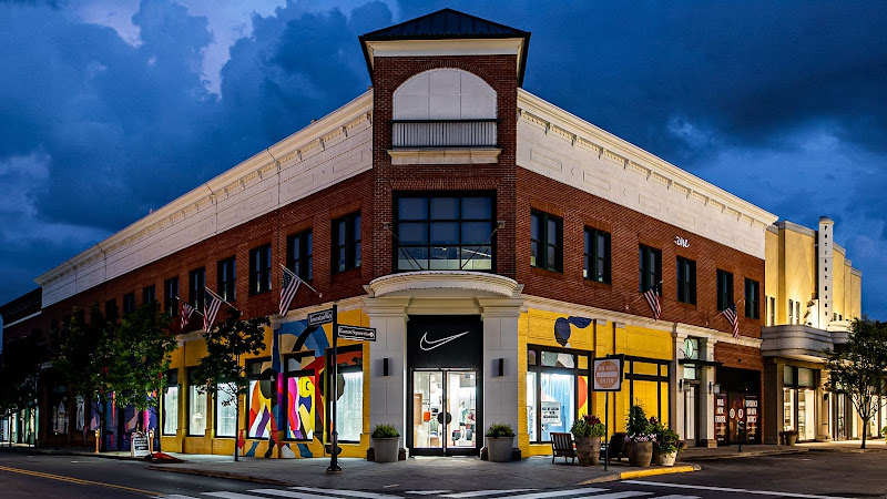 Nike Easton
