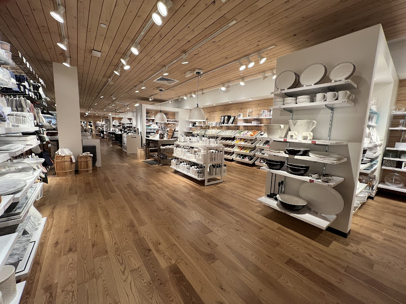 Crate & Barrel