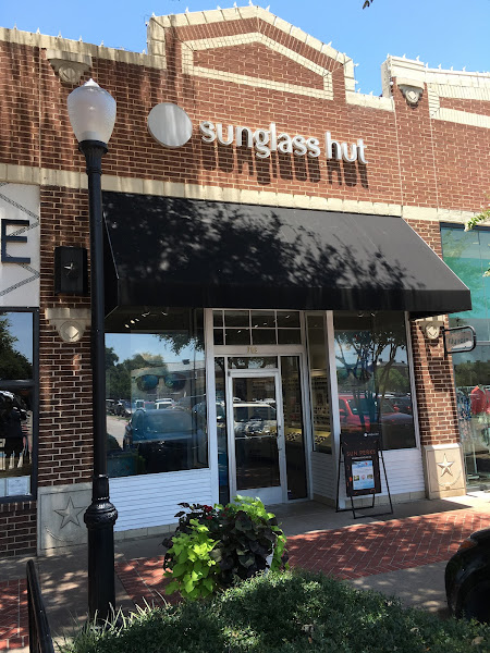 Sunglass Hut