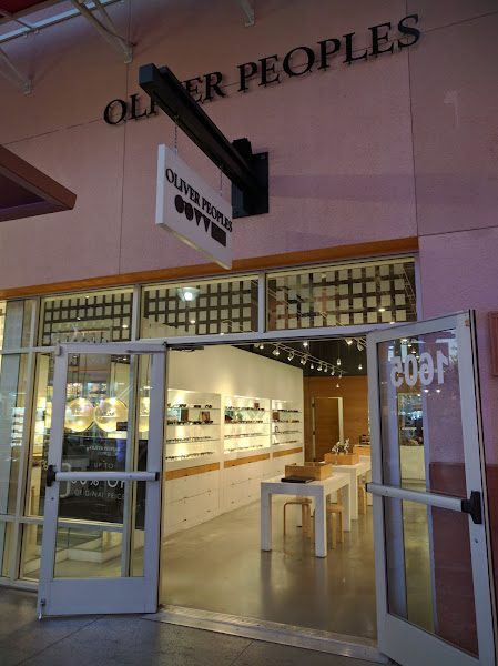 Oliver Peoples