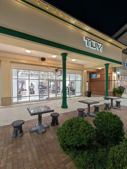 Tumi