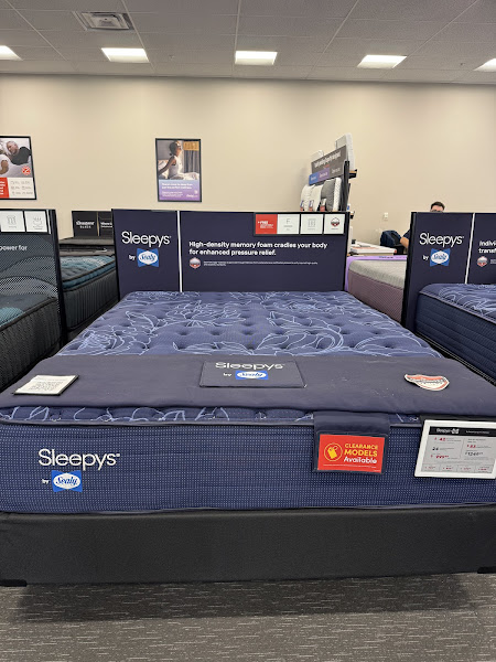 Mattress Firm Hastings Village Shopping Center