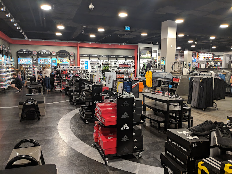 Sport Chek