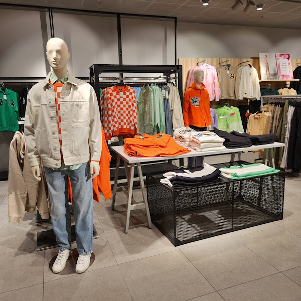 H&M