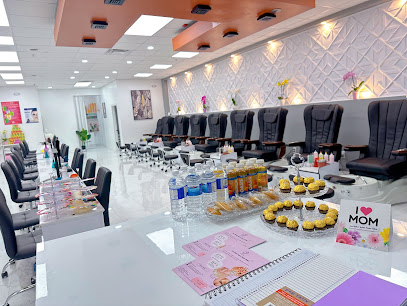 Coco Nails & Lashes