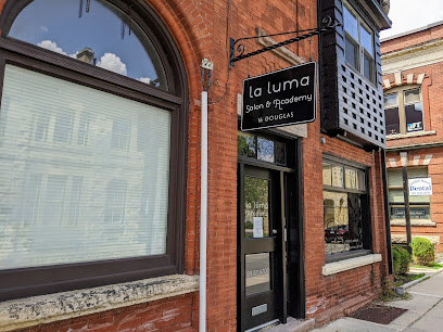 La Luma Salon & Academy