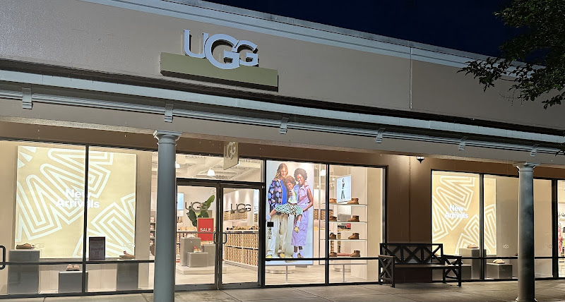 UGG - Dawsonville