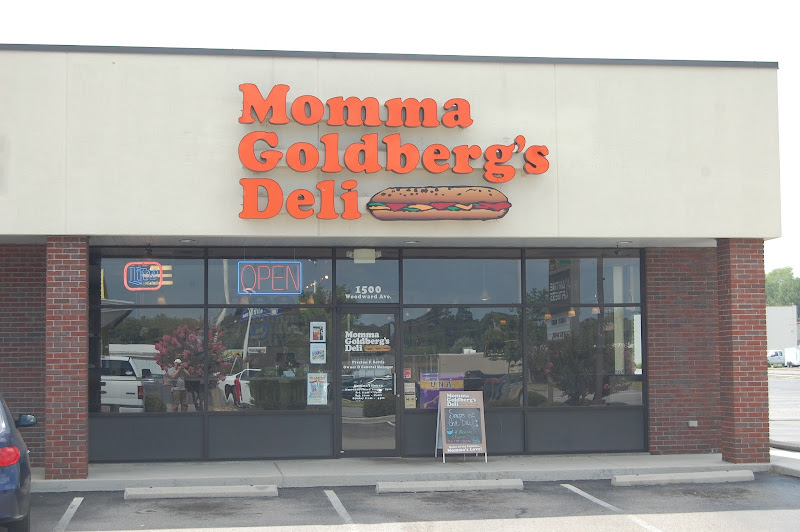 Momma Goldberg's Deli