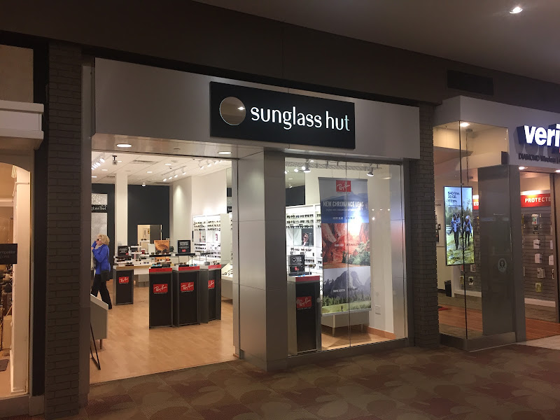 Sunglass Hut