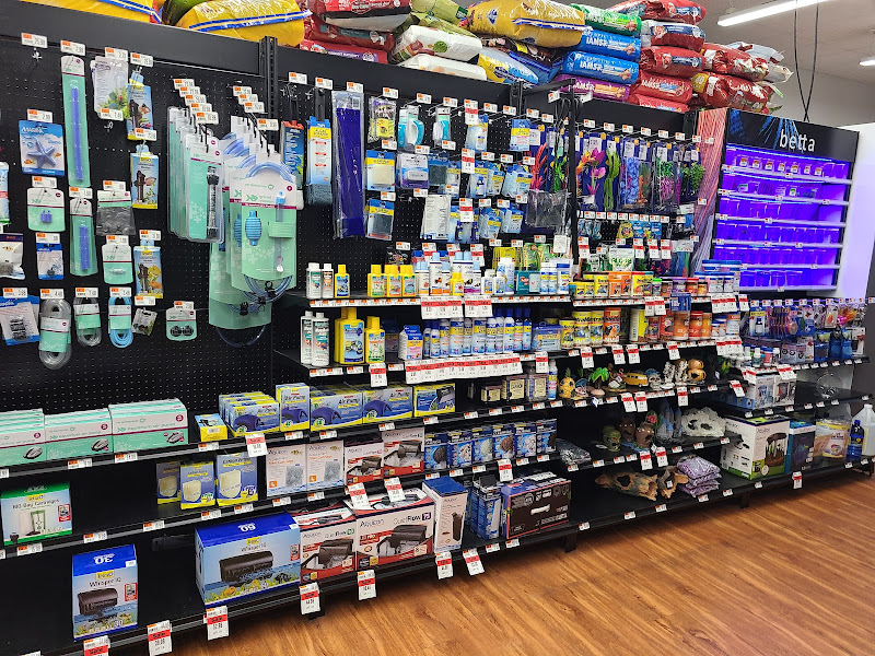 Pet Supplies Plus