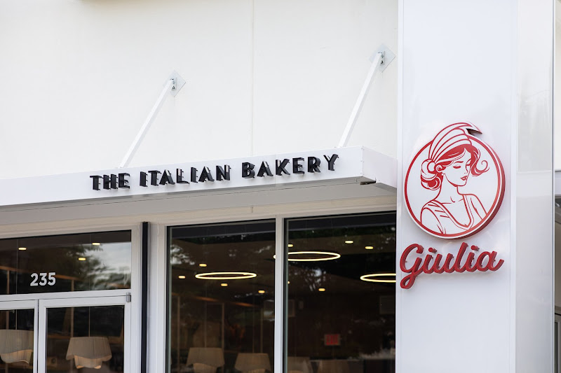 Giulia Italian Bakery