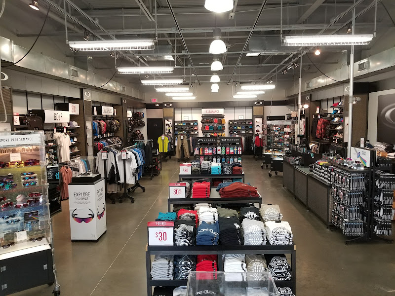 OAKLEY VAULT