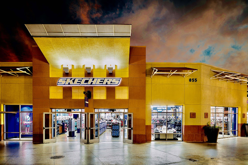 Skechers