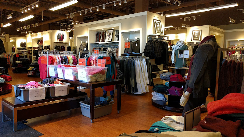 Banana Republic Factory Store