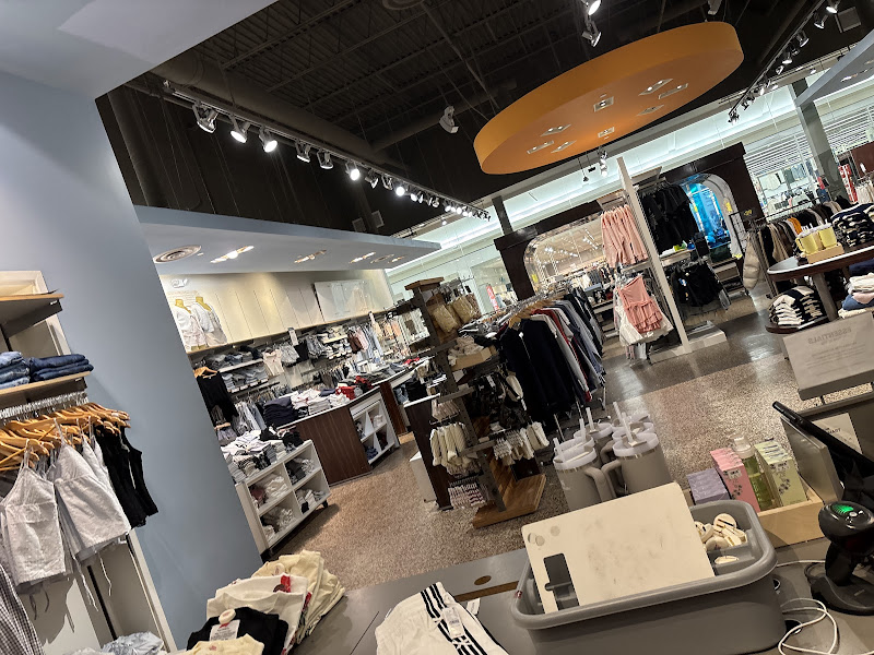 PacSun