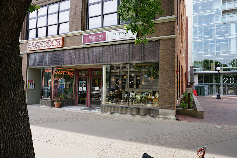 Iowa Artisans Gallery