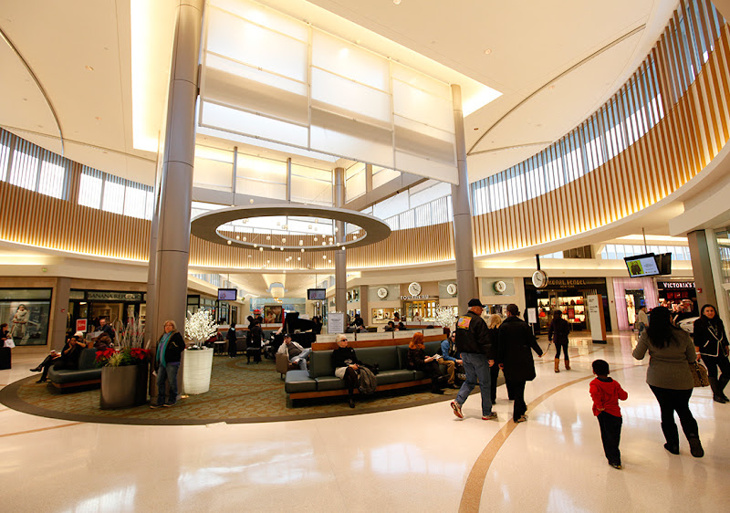 Tempur-Pedic Walt Whitman Shops