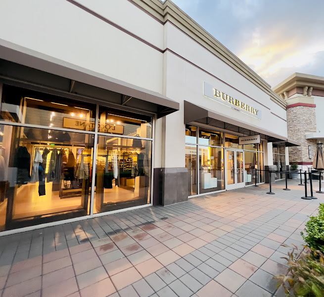 Burberry Outlet