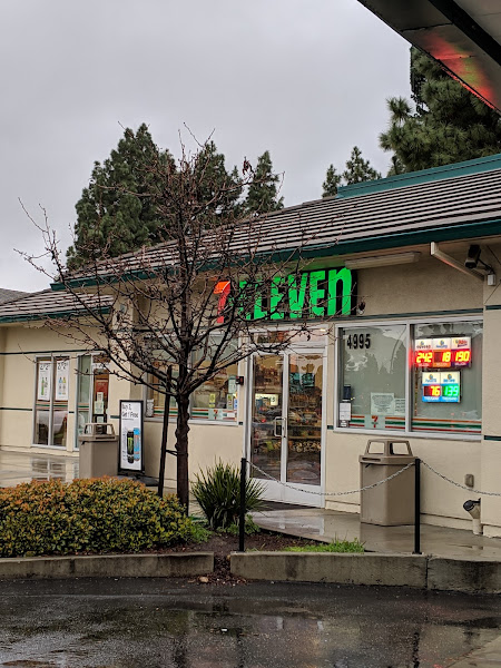 7-Eleven