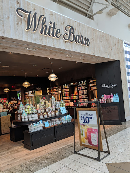 The White Barn Candle Co.