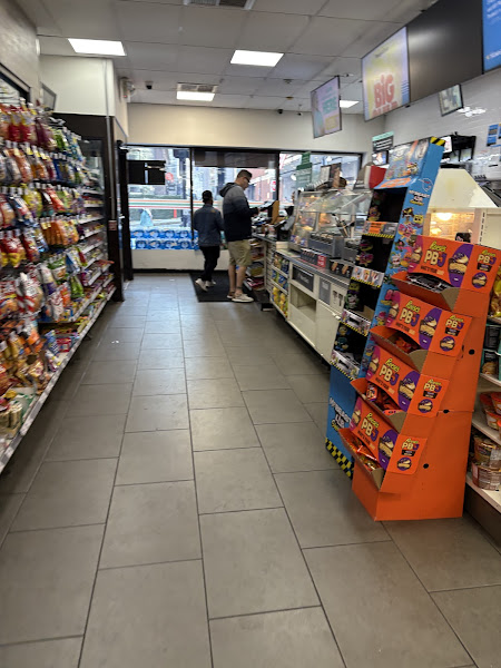7-Eleven
