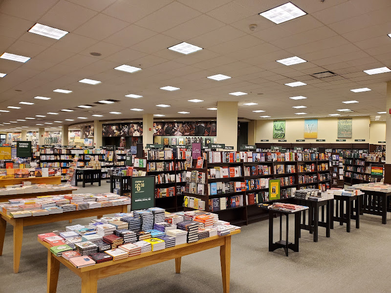 Barnes & Noble
