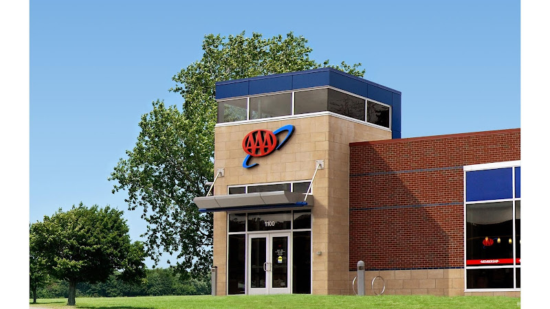 AAA Madison W