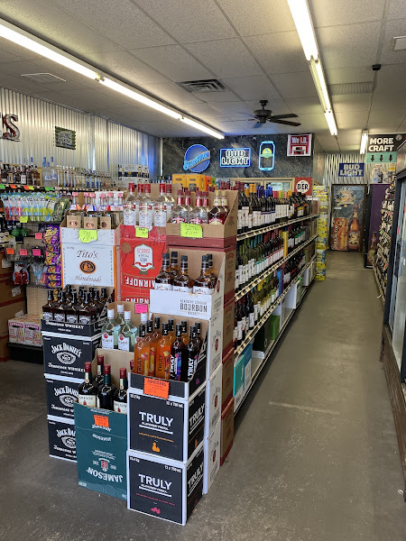 Macs Liquor