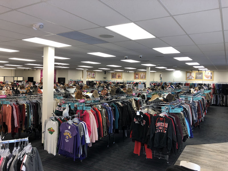 Plato's Closet- St Cloud, MN