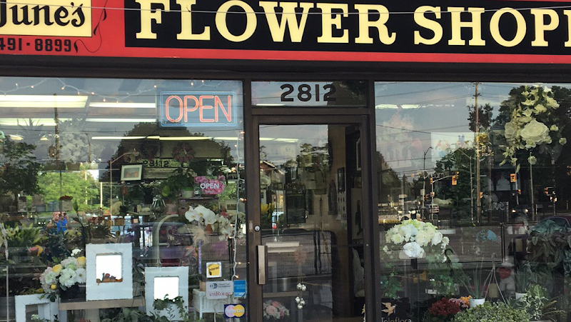 June's Flower & Gift Shoppe