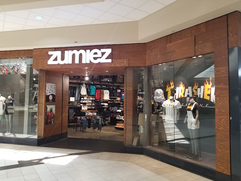 Zumiez