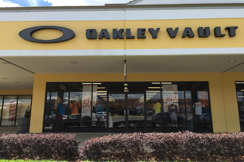 OAKLEY VAULT