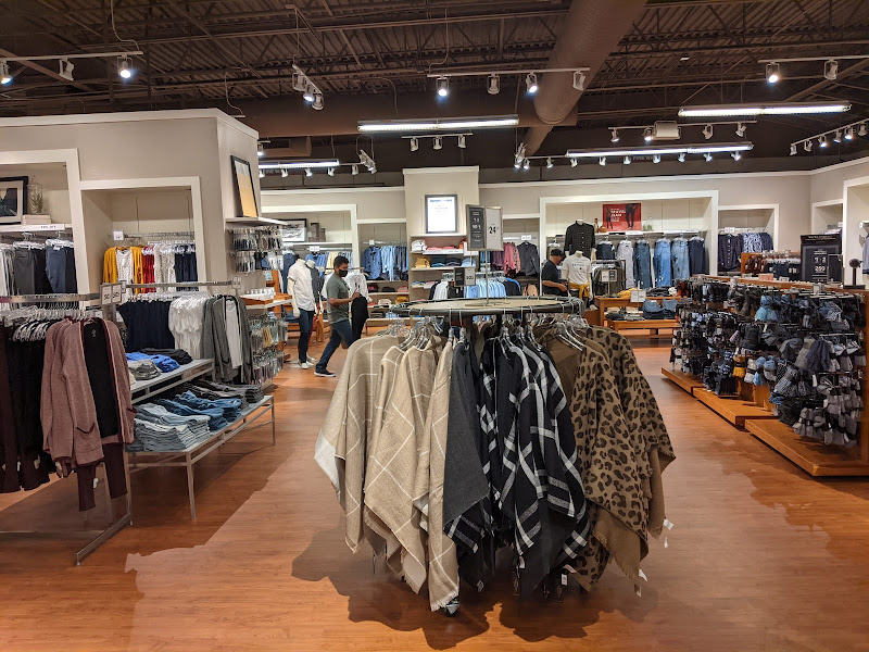 Banana Republic Factory Store