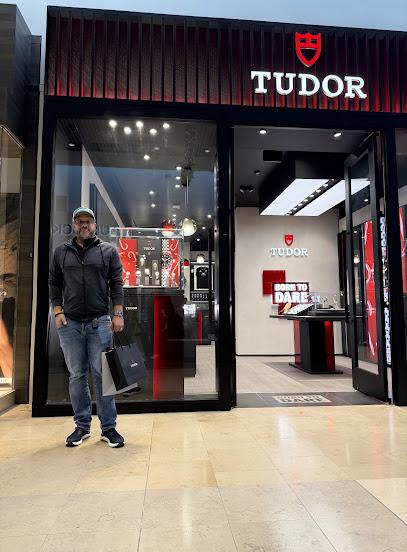 TUDOR Boutique Fink's SouthPark
