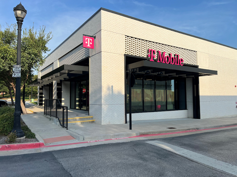 T-Mobile Experience Store