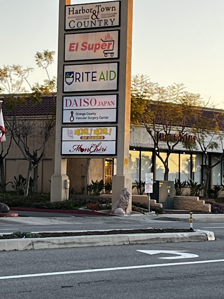 Harbor Village Plaza
