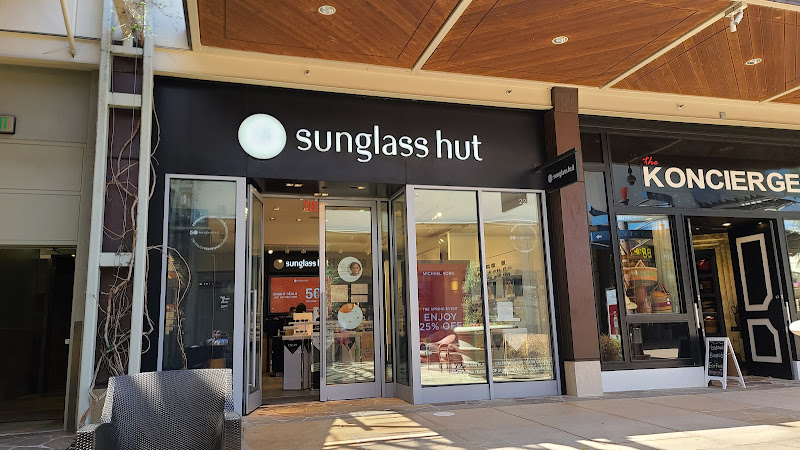 Sunglass Hut