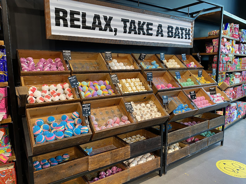Lush Cosmetics Lenox Square
