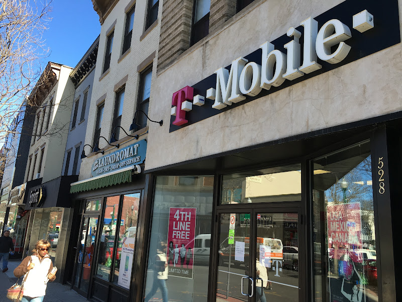 T-Mobile Authorized Retailer