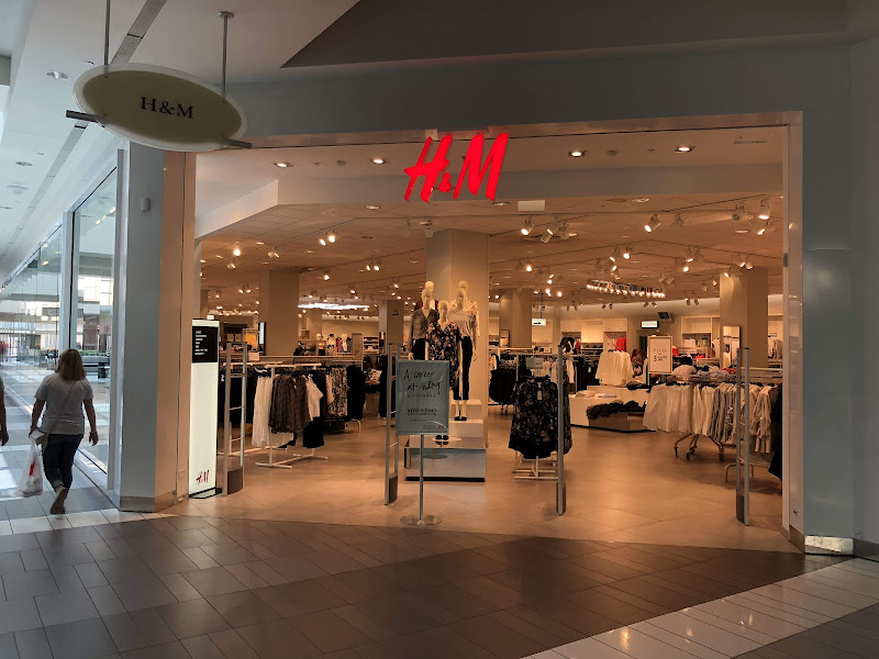 H&M