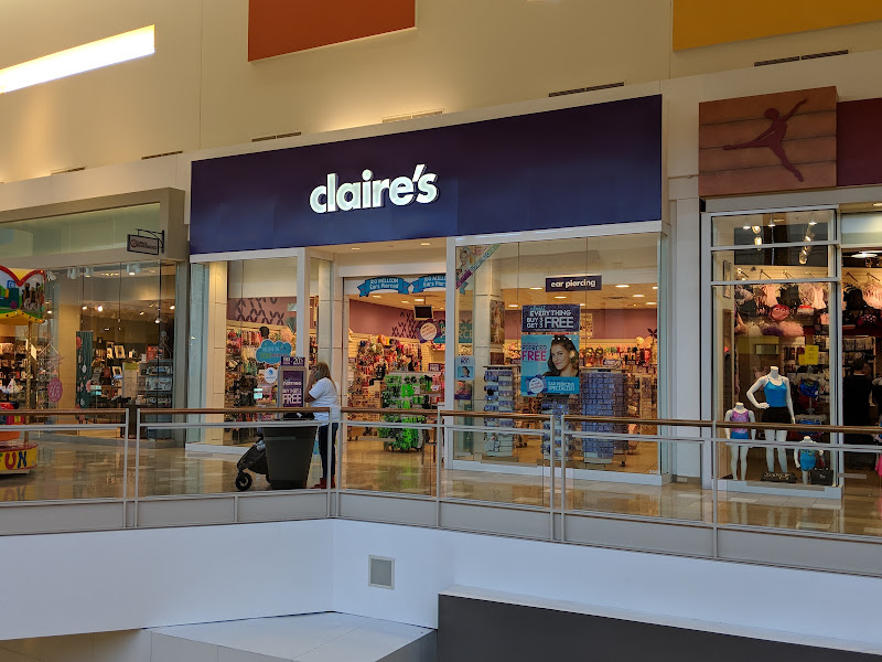 claire's