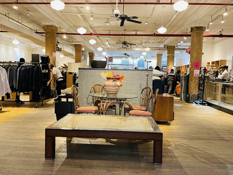Housing Works Thrift Shop