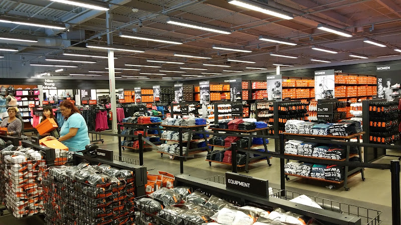NIKE Factory Store