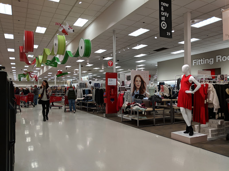 Framingham Mall Shopping Center