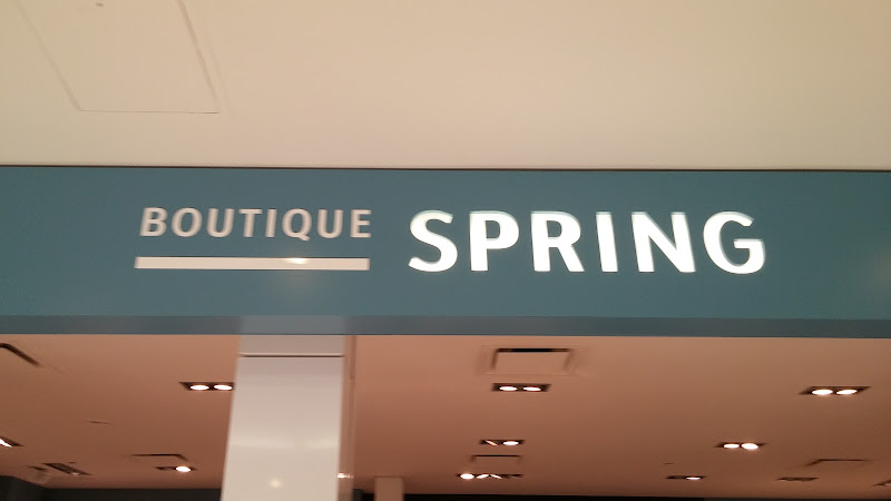 Boutique Spring