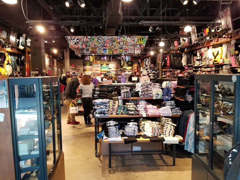 Zumiez