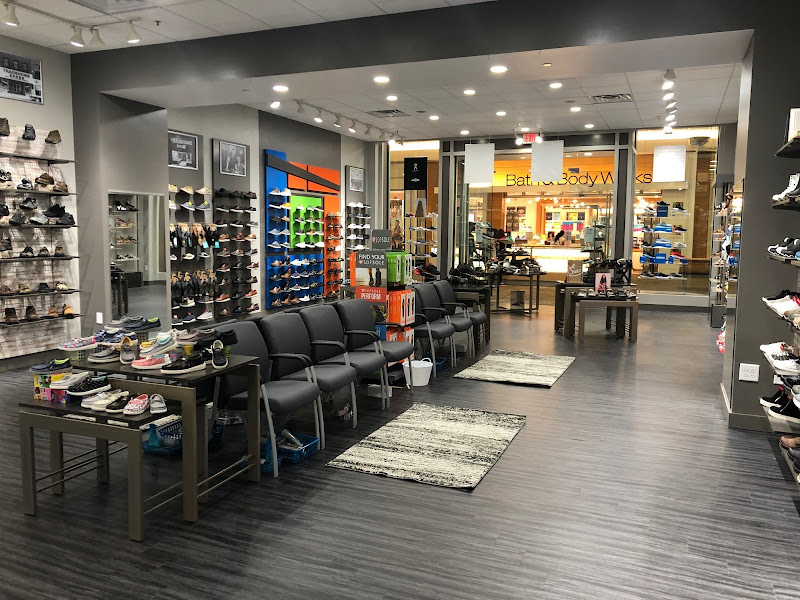 Tradehome Shoes