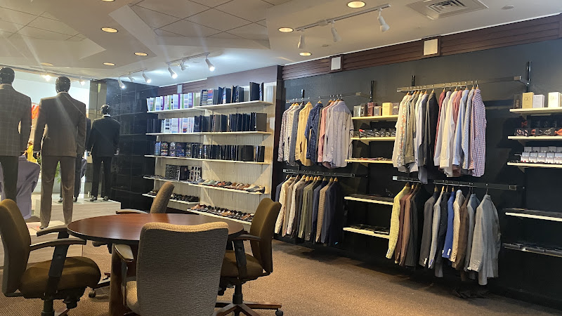 MAX CUSTOM TAILOR