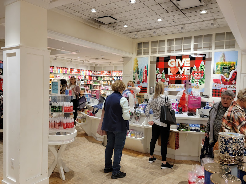 Bath & Body Works